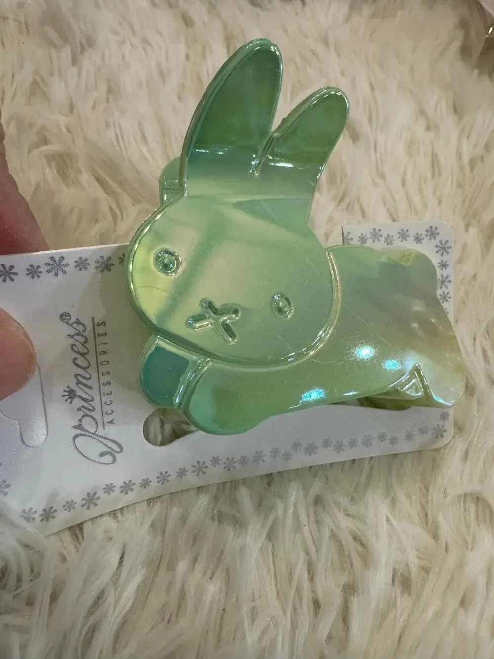 Miffy large iridescent Green bunny hair claw clip gradient effect #kawaii